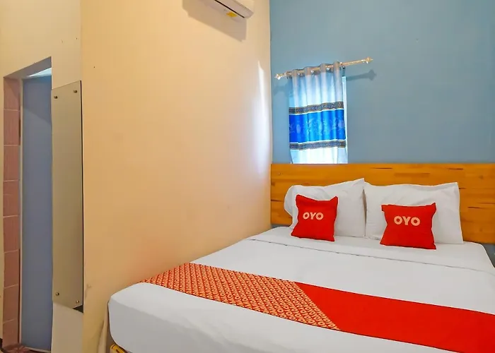 Oyo 92369 Bb House Katamso
